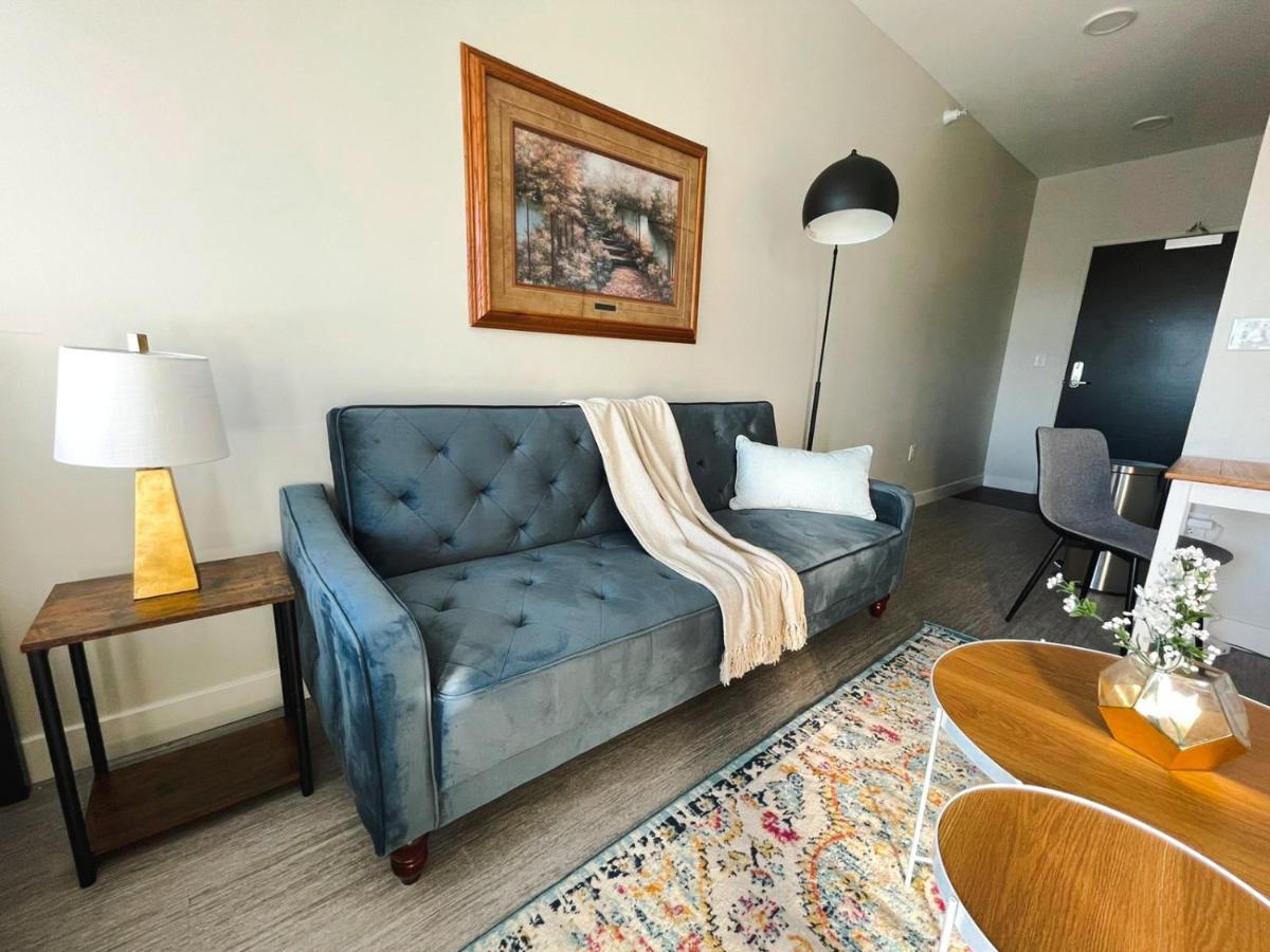 Sleepover Studio Apartments Де-Мойн Экстерьер фото