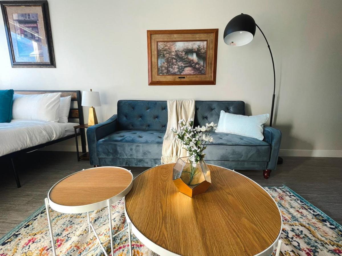 Sleepover Studio Apartments Де-Мойн Экстерьер фото
